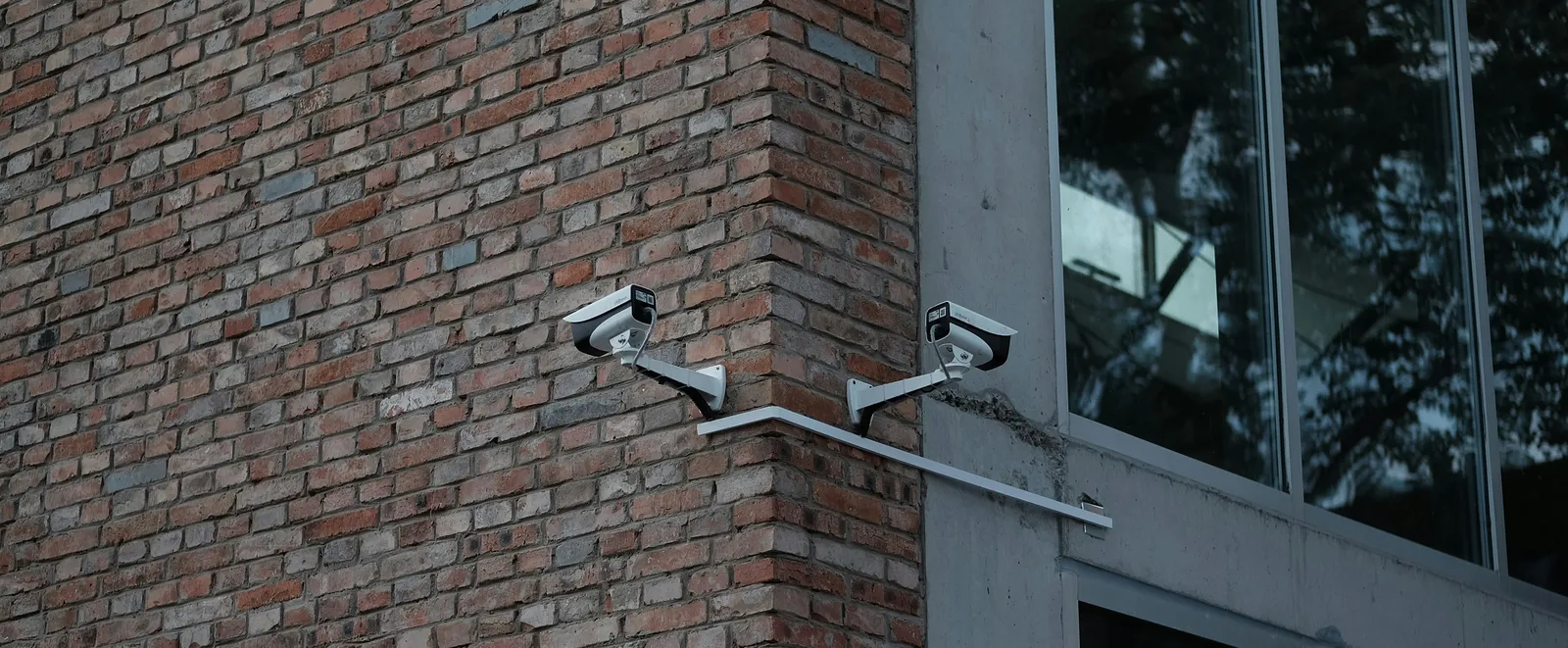 IP Cameras Home / Office Surveillance Systems